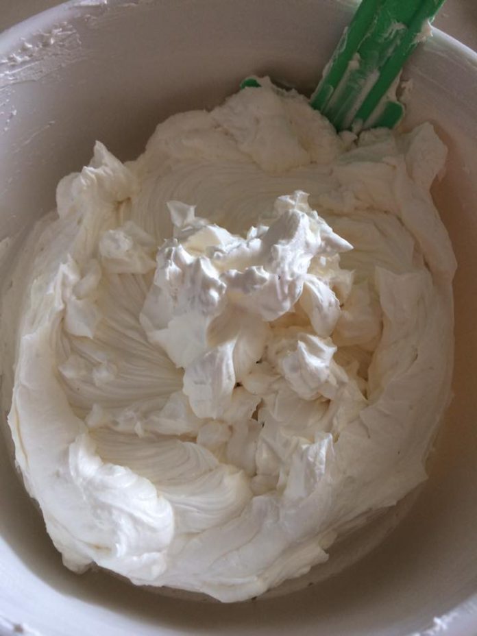 Buttercream Coklat Putih By Entin Sutini