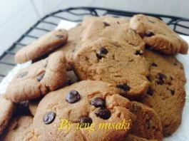ChocoChips Cookies by Ieng Misaki