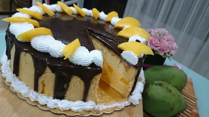 Mango Mousse Cake By Yud Yudi https://langsungenak.com/mango-mousse-cake-by-yud-yudi/
