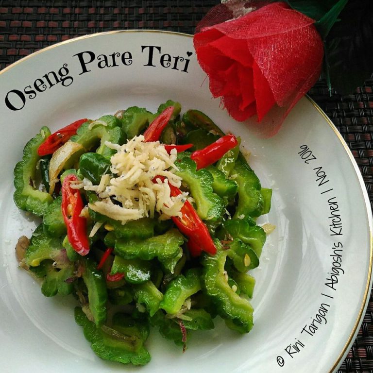 Oseng Pare Teri by Rini Tarigan