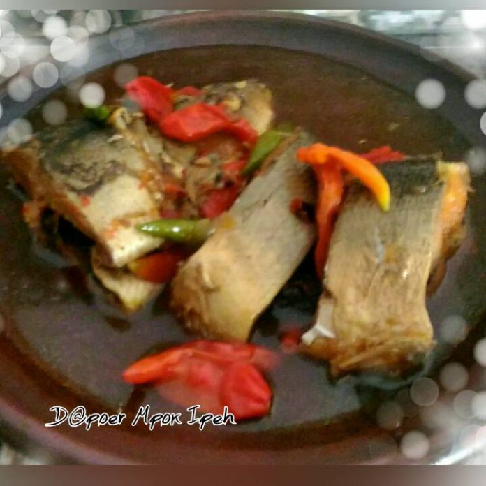Pindang Bandeng Tulang Lunak by Ipah Sulastri