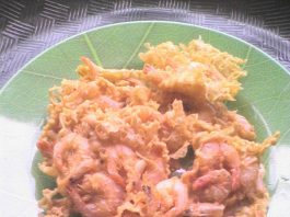 Rempeyek Udang by Nuril