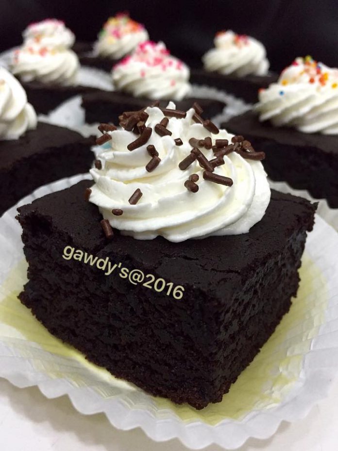 Super Moist Eggless Chocolate Cake by Hilda Gaudensia Balanda Super Moist Eggless Chocolate Cake by Hilda Gaudensia Balanda
