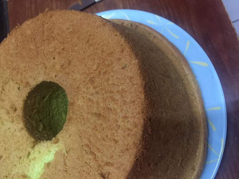 Chiffon Cake Pandan by Aderiani Maulida Simbolon