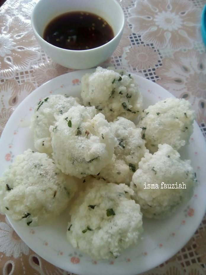 Cireng Salju dan Kuah Rujak by Isma Fauziah
