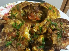 Kepiting Bertelur Manis Pedas by Vetrarini Leroy