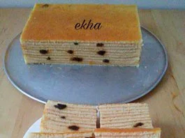 Lapis Prunes Putih Telur by Ekha Fajar Kartika