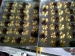 Old Cookies (kue semprit) by Adel Novi