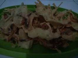 Rempeyek Udang by Yulia Romantika