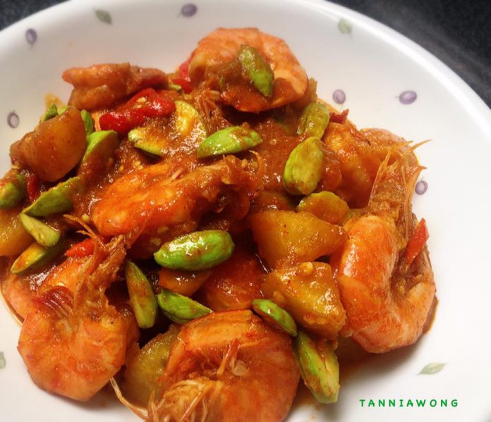 Sambal Udang Pete dan Kentang by Tannia Wong
