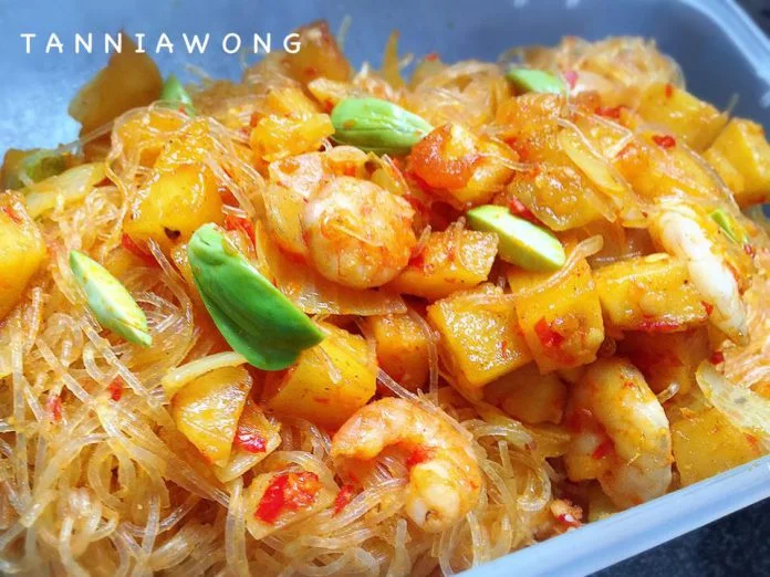 Sambel Goreng Kentang Soun by Tannia Wong Sambel Goreng Kentang Soun by Tannia Wong