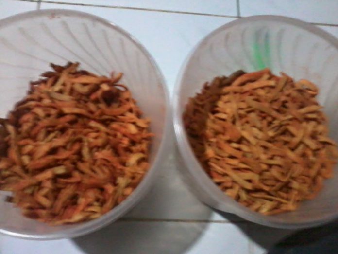 Stik Bawang Balado by Suzy Grage Stik Bawang Balado by Suzy Grage