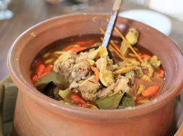 Thengkleng Lemak by Nina Yusab