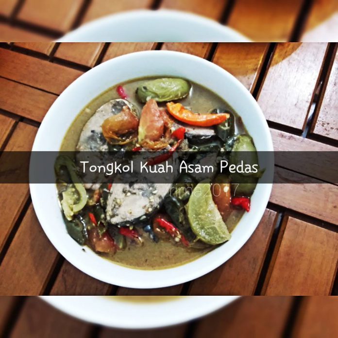 Ikan Tongkol Masak Kuah Asam Pedas by Rima Hidayah Ikan Tongkol Masak Kuah Asam Pedas by Rima Hidayah