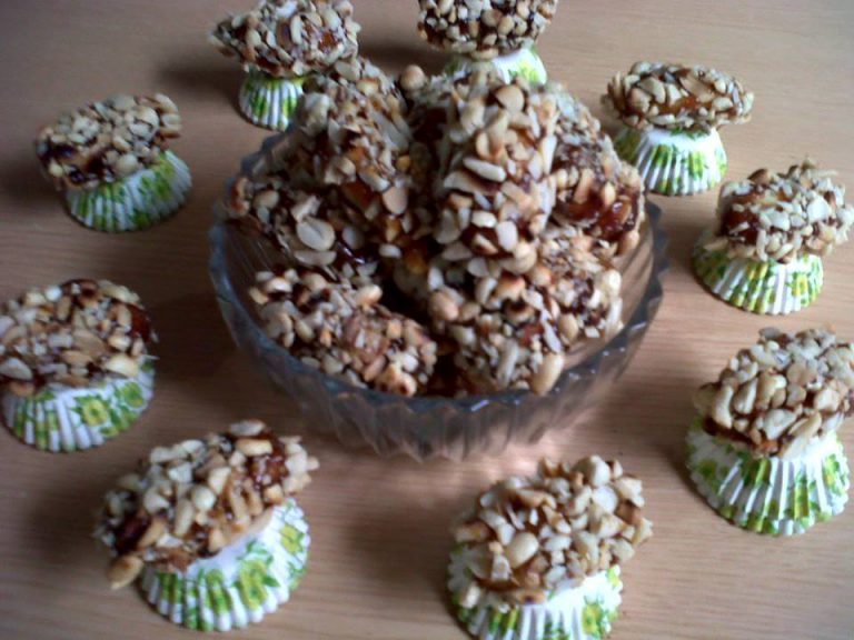 Kue Kering Lontong Paris by Dessy Elma Wanty