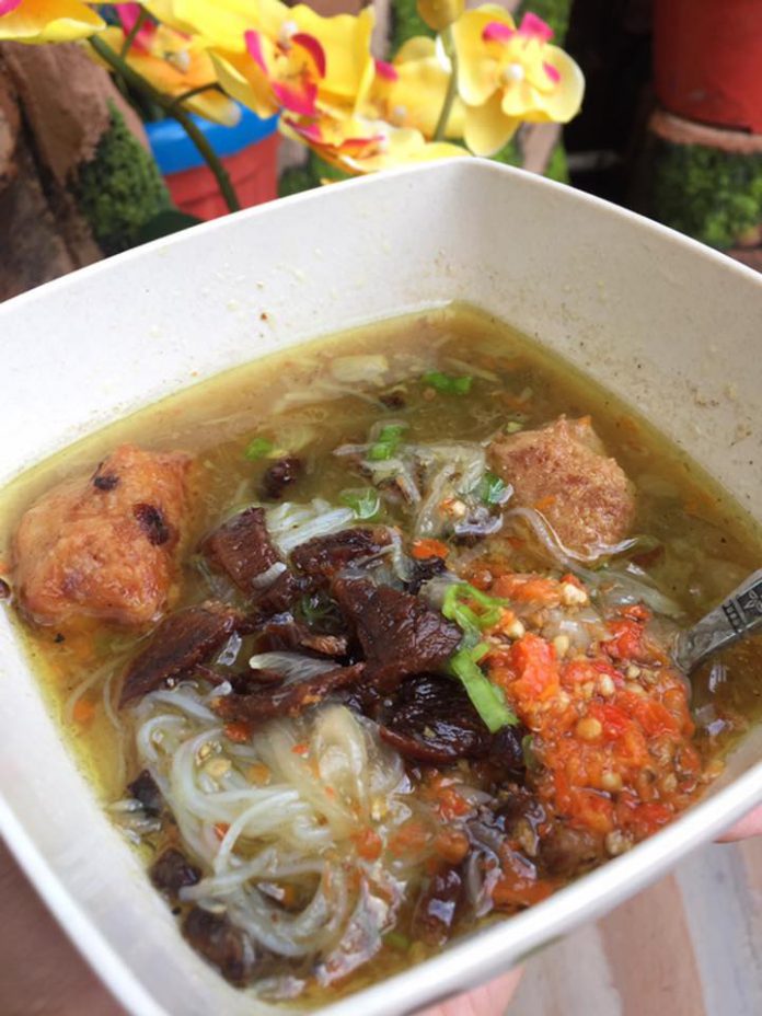 Soto Padang by Septiani Debirierie Djamback