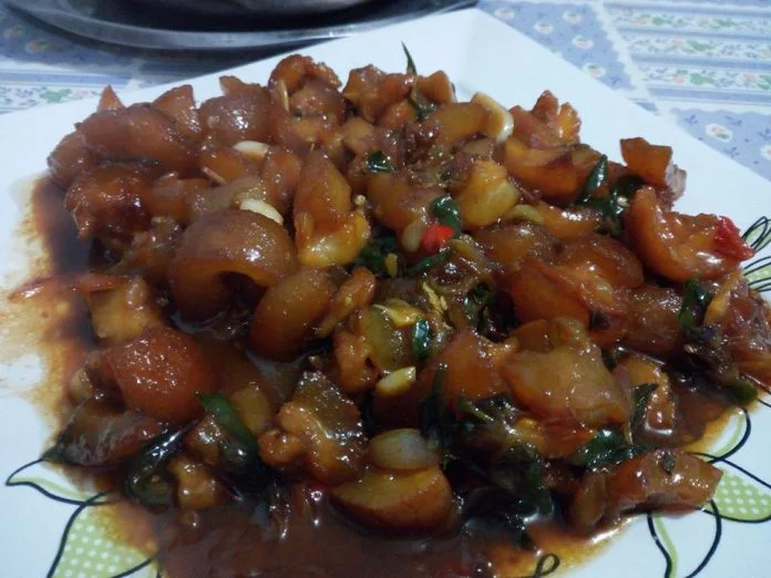 Tumis Kikil Sapi Cabe Hijau by Lia Nurida Tumis Kikil Sapi Cabe Hijau by Lia Nurida