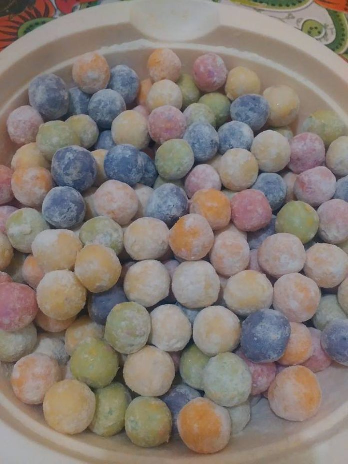 Bola Susu by Nuraeni Bola Susu by Nuraeni