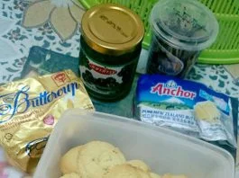 Danish Butter Cookies by Candle