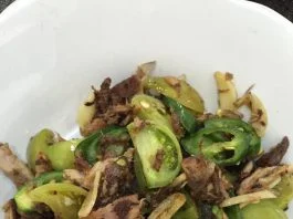 Ikan Tongkol Cabe Ijo by Entin Sutini