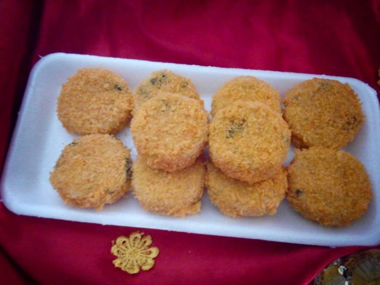 Nugget Tempe Kelor by Suniita Cindy Saputrii