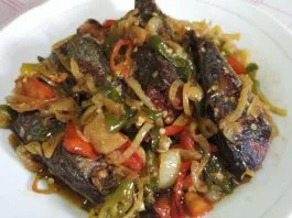 Tumis Ikan by Su Marsih