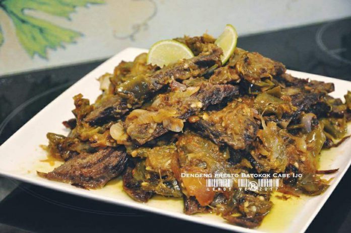 Dendeng Presto Batokok Cabe Ijo by LEROY Vetrarini