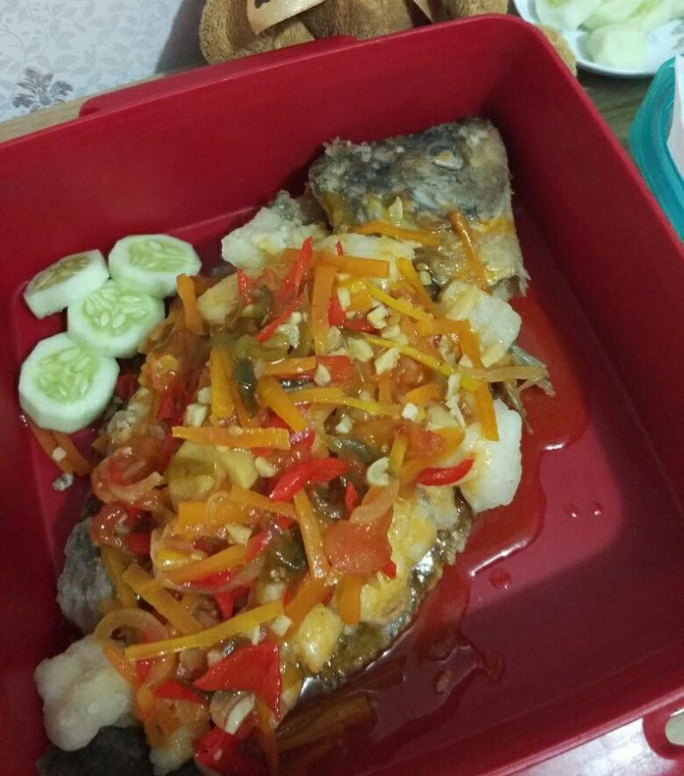 Gurame Asam Manis by Febrina Sebayang