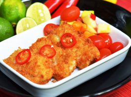 Kakap Goreng Salsa Buah by Ilalang Sukmabaskara