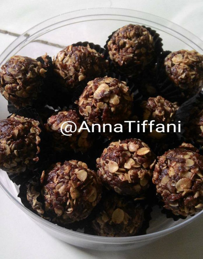 Oatmeal Cookies Coklat by Anna Tiffani