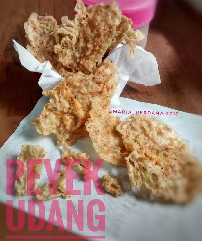 Peyek Udang by Maria Perdana Peyek Udang by Maria Perdana