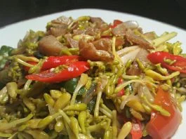 Tumis Bunga Pepaya by Yuni Rahmadani