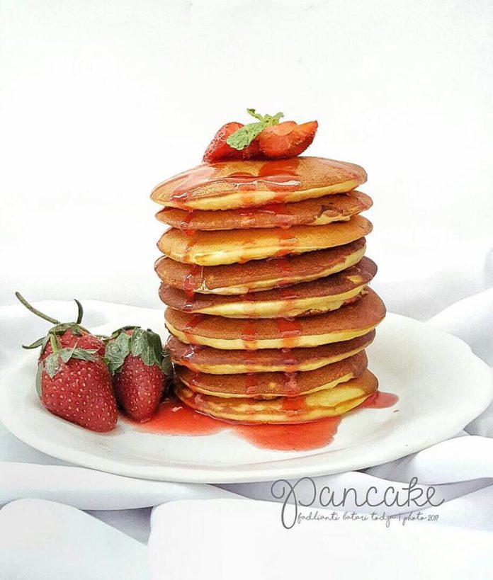 Fluffy Buttermilk Pancake by Batari Todja