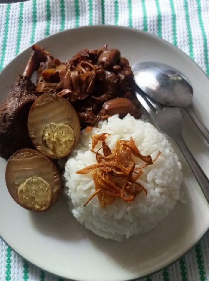 Gudeg Jogja by Laras Saptarini