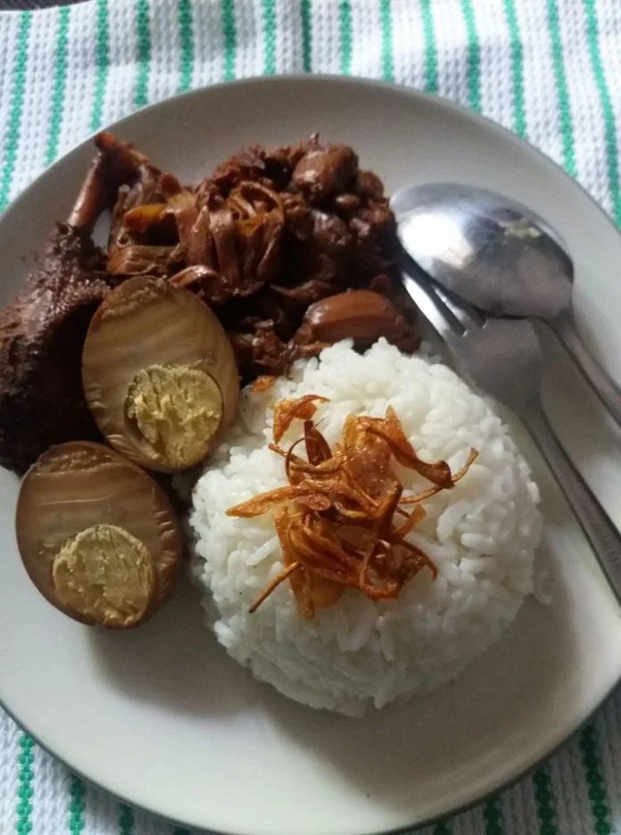 Gudeg Jogja by Laras Saptarini