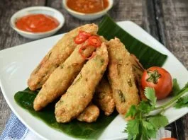 Otak-Otak Goreng by Vie Chou