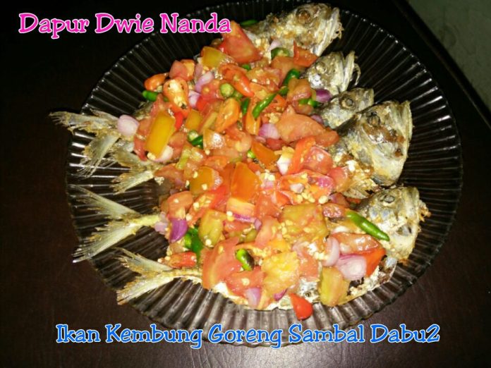 Ikan Kembung Goreng Sambal Dabu-dabu Ikan Kembung Goreng Sambal Dabu-dabu