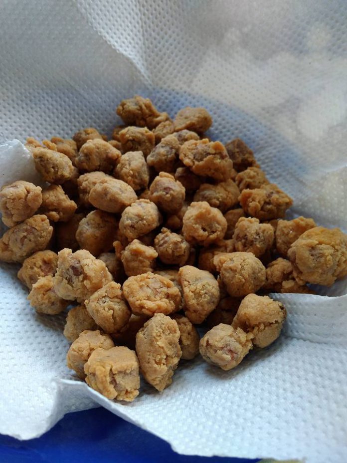 Kacang Chiken by Yuzy Young