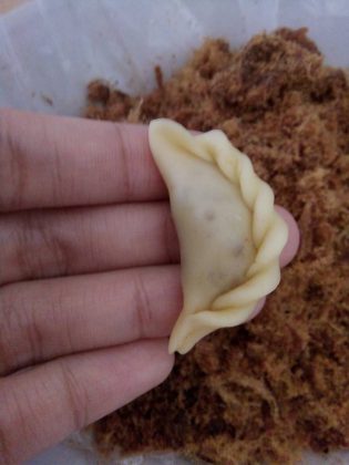 Pastel Abon by Qaa Rika 1