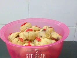 Red Pearl Cookies by Fatiha SaFali