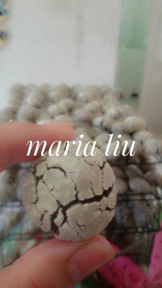 Chocolate-espresso Snowcaps Cookies by Maria Liu