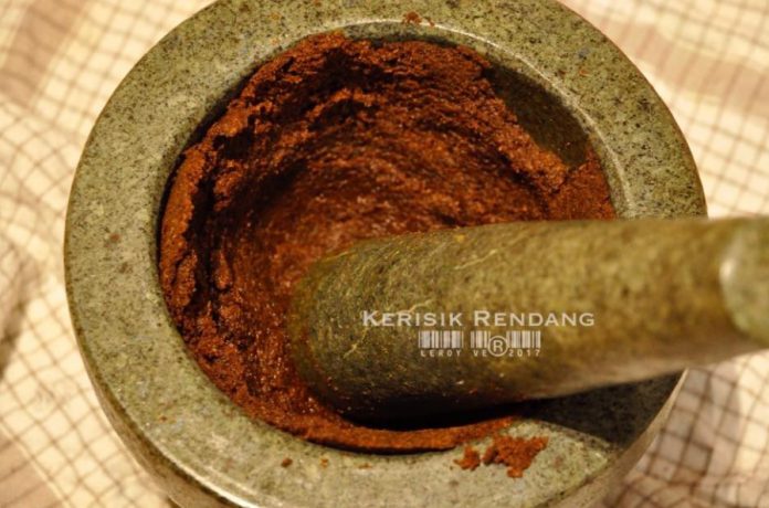 Kerisik rendang by Vetrarini Leroy