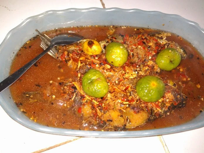 Pecak Ikan Mas by Mimieh Zhumi Pecak Ikan Mas by Mimieh Zhumi