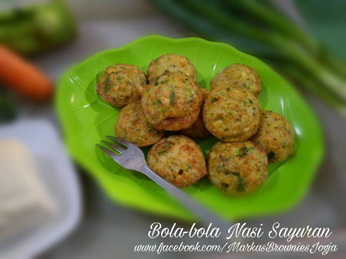 Bola-bola Nasi Sayuran by Aurellia Hening Bola-bola Nasi Sayuran by Aurellia Hening