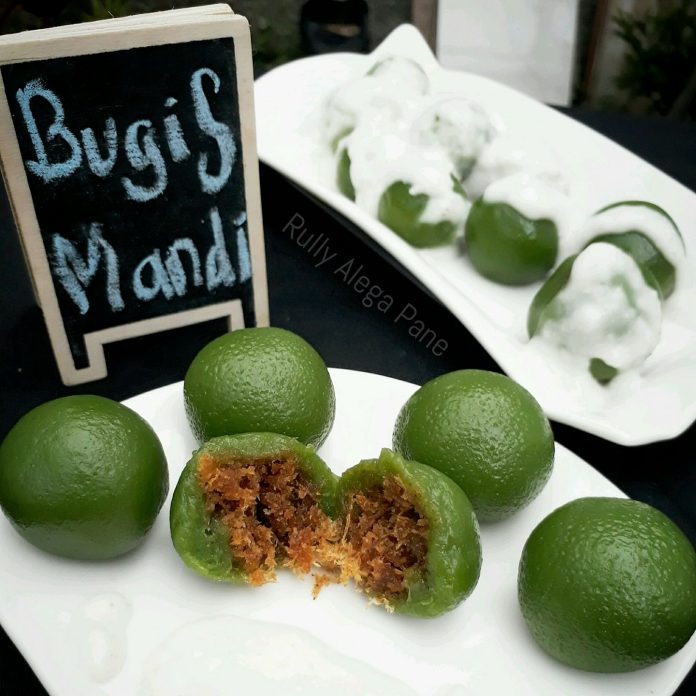 Bugis Mandi By Rully Alega Pane Bugis Mandi By Rully Alega Pane