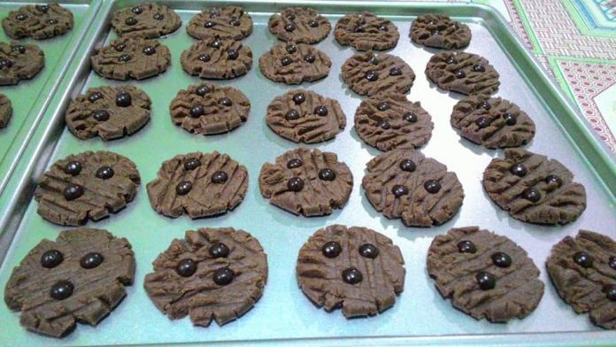 Eggless Choco Chips Cookies by Elsii Susantii Eggless Choco Chips Cookies by Elsii Susantii