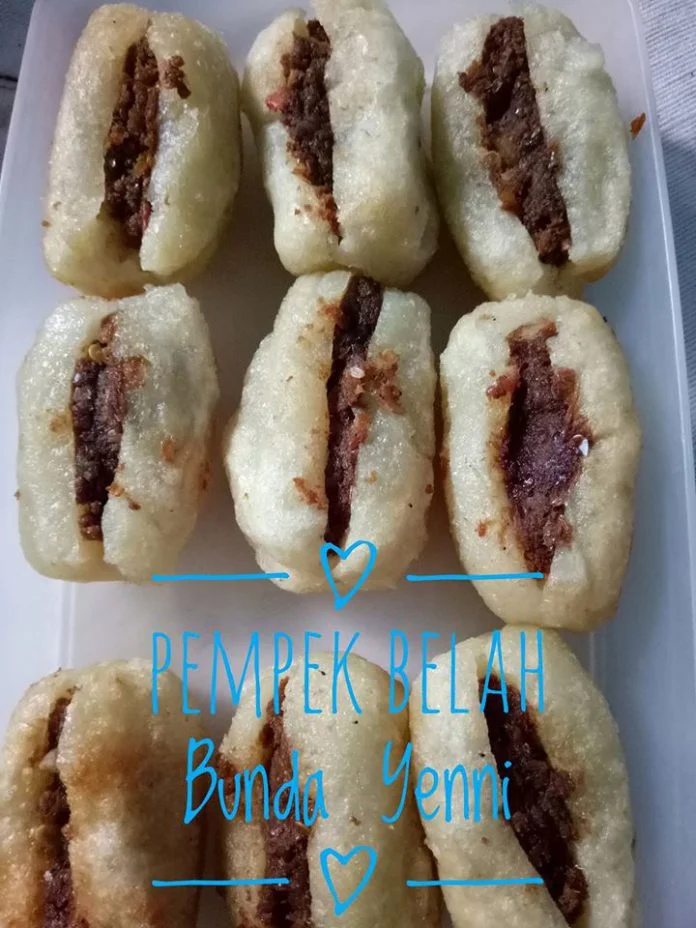 Pempek Belah by Yennita Sahliyah Pempek Belah by Yennita Sahliyah