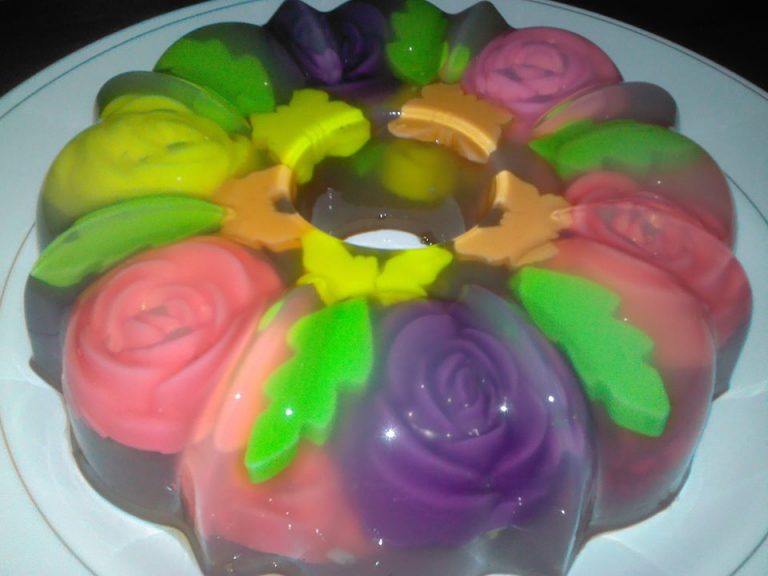 Puding Kaca by Agatha M. Kuntari