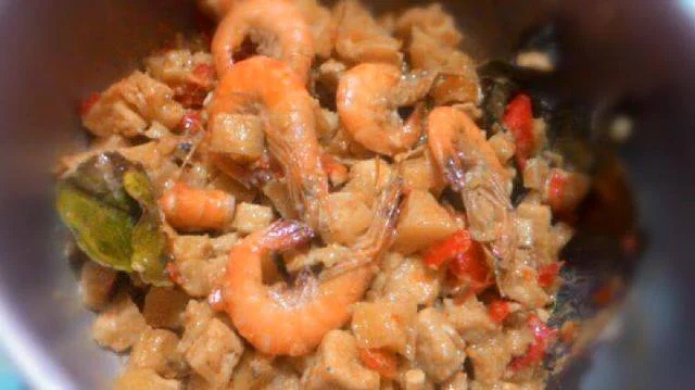 Sambal Goreng Udang by Yuni Fayola Chickid's Sambal Goreng Udang by Yuni Fayola Chickid's