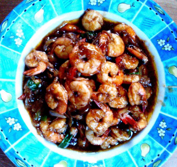 Udang masak Saus Inggris by Tan May Liang Udang masak Saus Inggris by Tan May Liang